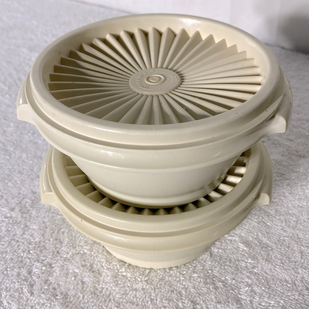 Vintage Tupperware Small Cream Servalier Stacking Bowls With Lids 4pcs